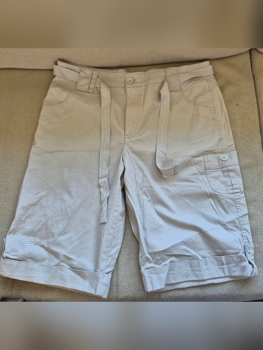 Gloria Vanderbilt Women's Long Cargo Drawstring Shorts - Light Cream